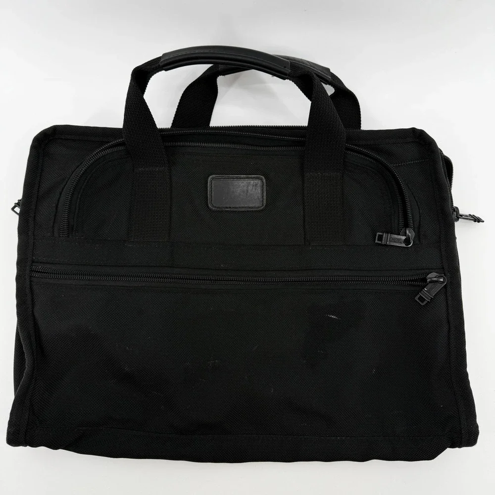 Tumi Black Nylon Expandable Laptop Briefcase‎ Messenger Bag Travel Vacation Gift